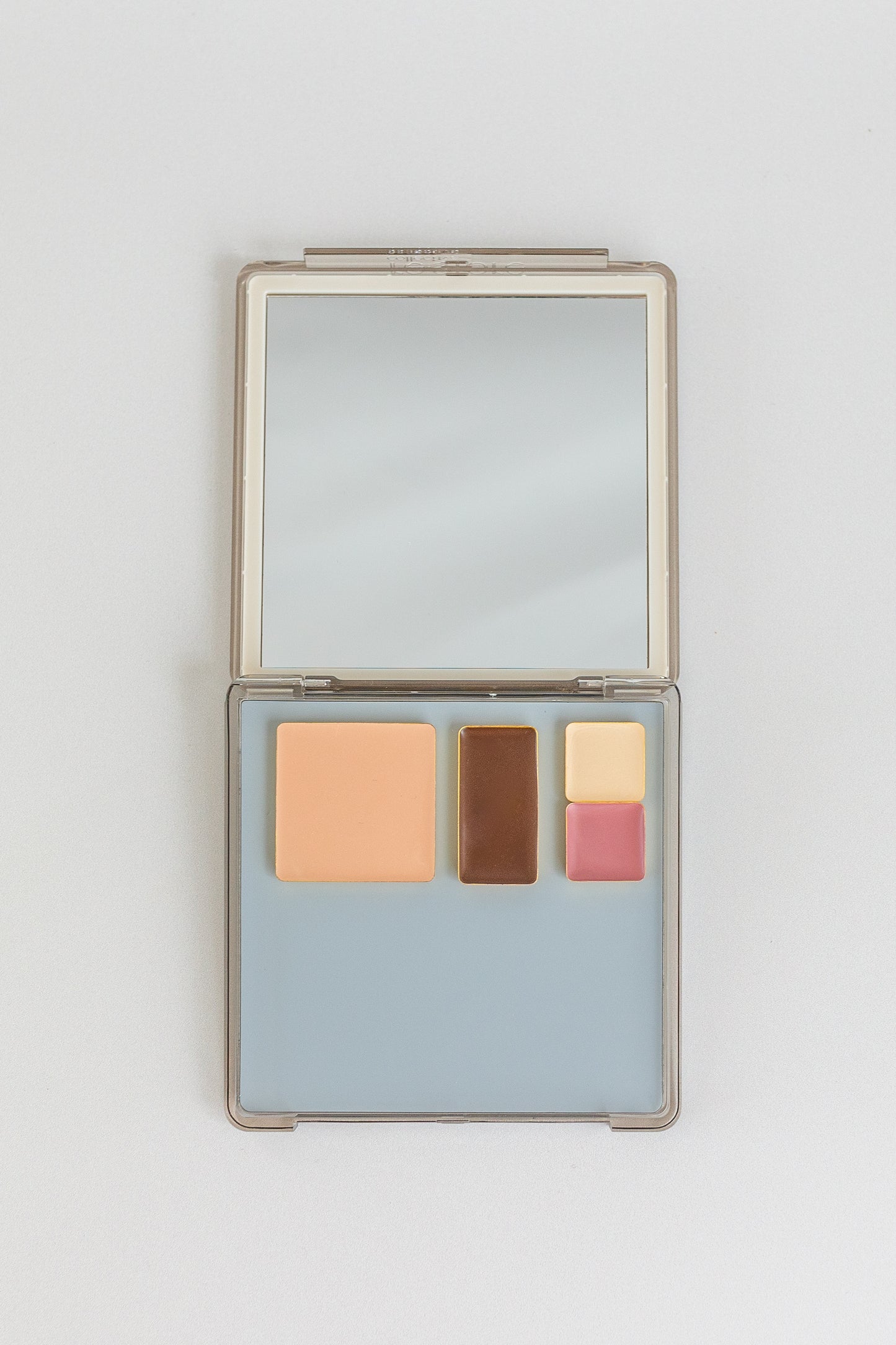 glow capsule essentials