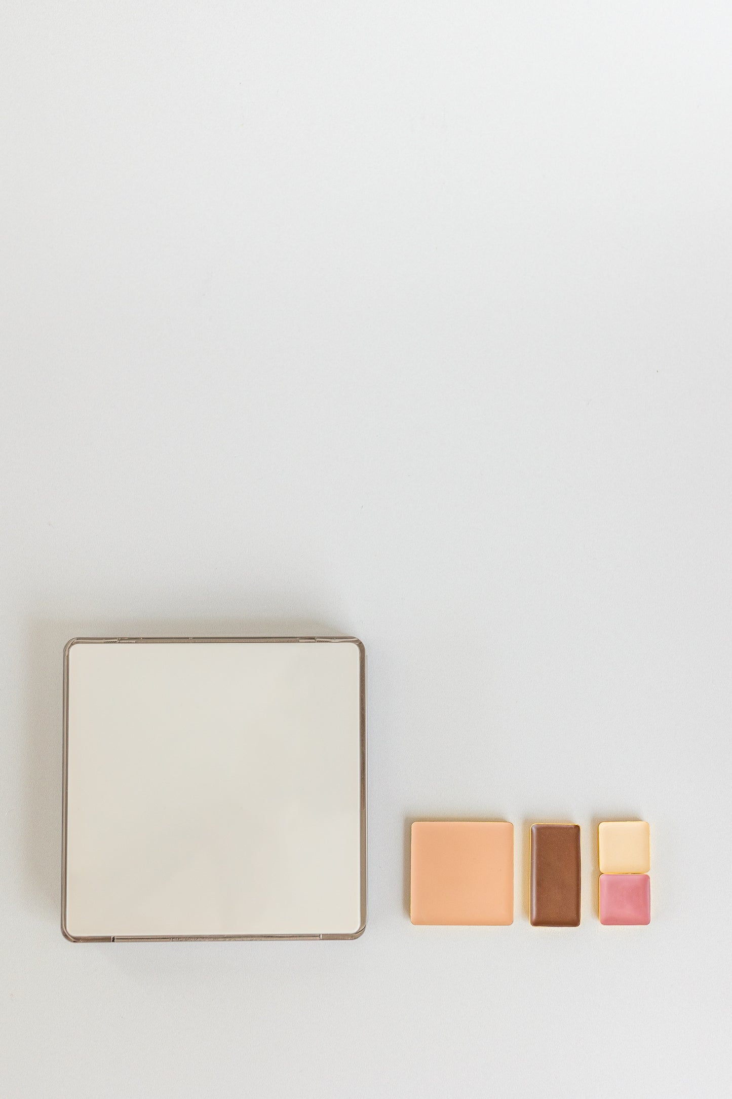 glow capsule essentials